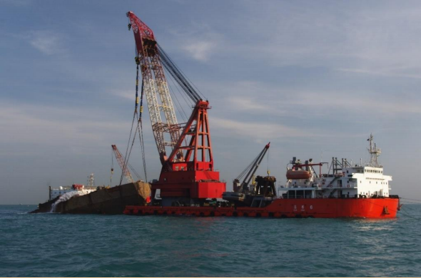 Participated in the wreck removal and salvage project of amuriyah ship in the Middle East